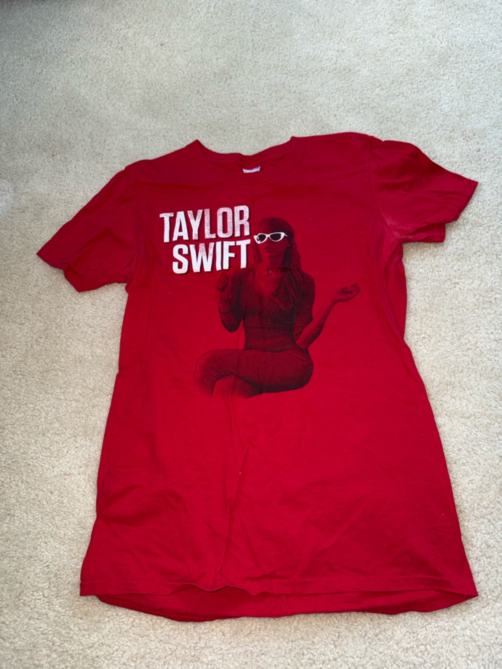Gildan Red Graphic Softstyle Tee
